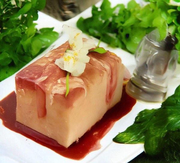 澜尔顿酒店餐饮服务,为您打造奢华与便捷的用餐体验 澜尔顿酒店餐饮服务,为您打造奢华与便捷的用餐体验